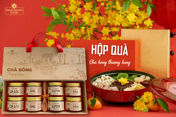 Mỗi hộp quà Tết sẽ gồm 8 hũ chà bông thượng hạng với 4 loại gồm: chà bông tôm, chà bông ghẹ, chà bông cá lóc và chà bông lươn