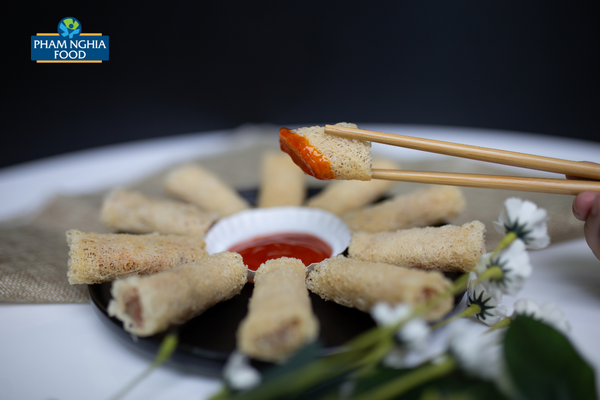 Phạm Nghĩa Food đa dạng dòng sản phẩm Chả Giò Rế Chay thấu hiểu nhu cầu người tiêu dùng