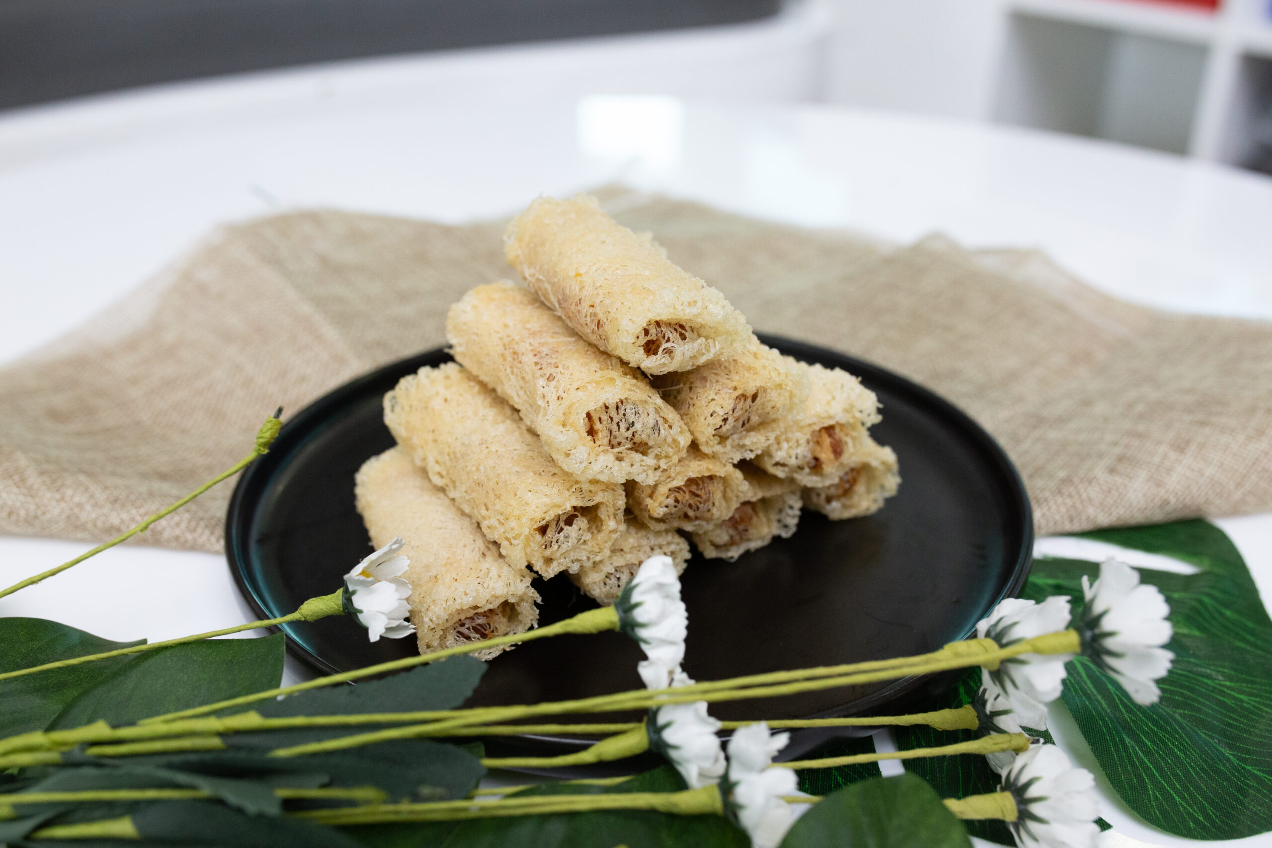 Fish And Shrimp Net Spring Roll