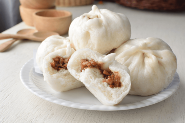 Với sự biến tấu không ngừng, bánh bao hấp ngày càng chiếm được cảm tình của nhiều thực khách ở mọi lứa tuổi