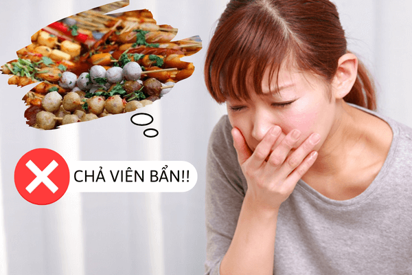 Nhiều người bị “đánh lừa” bởi vẻ ngoài hút mắt của những xâu cá viên chiên lề đường, nhưng thứ họ nhận được lại là những tác hại nặng nề cho sức khỏe