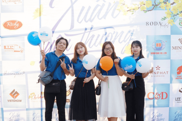 Team Phạm Nghĩa luôn đồng hành cùng nhau để tạo nên Chuyên Tử Tế Tập 11