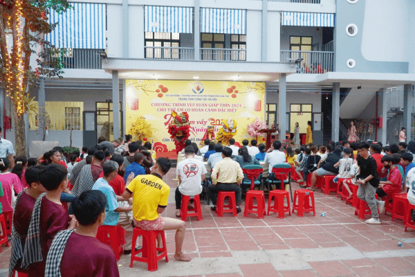 Không gian chương trình “Tết Sum Vầy - Xuân Gắn Kết” tại TT Công Tác Xã Hội TP Cần Thơ