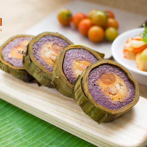 Bánh Tét lá cẩm - 5 đặc sản Cần Thơ 2020