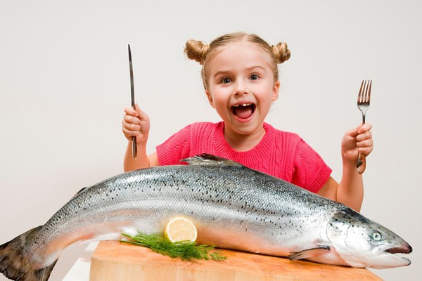 Chưa cần biết ăn cá có béo không nhưng cá lại rất tốt cho sự phát triển của trẻ nhỏ