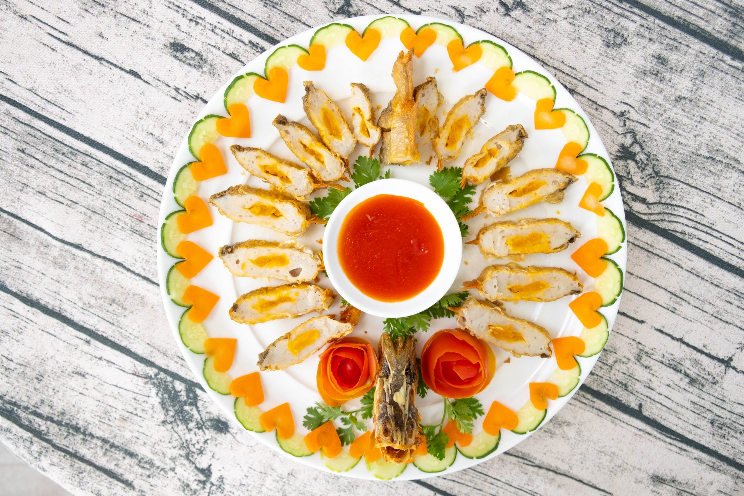 Pham Nghia Food đa dạng dòng sản phẩm từ đặc sản cá thát lát