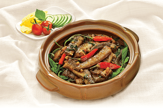 Braised Goby Fish With Laksa Leaves