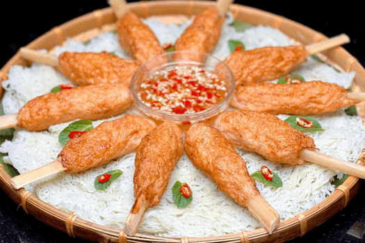Chỉ từ tôm tươi, mía ngọt và đôi bàn tay khéo léo, chạo tôm mang trong mình hương vị quê hương đậm đà