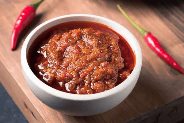 Từ bún bò, phở, hủ tiếu cho đến hải sản nướng – xốt sa tế đều ‘cân’ được