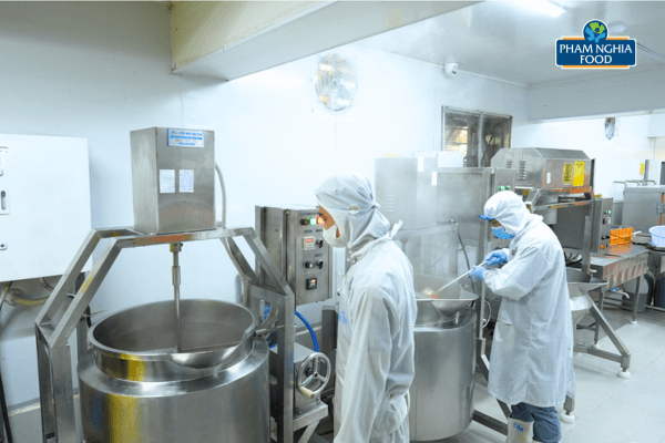 Dây chuyền thiết bị hiện đại, nhập khẩu từ các quốc gia tiên tiến