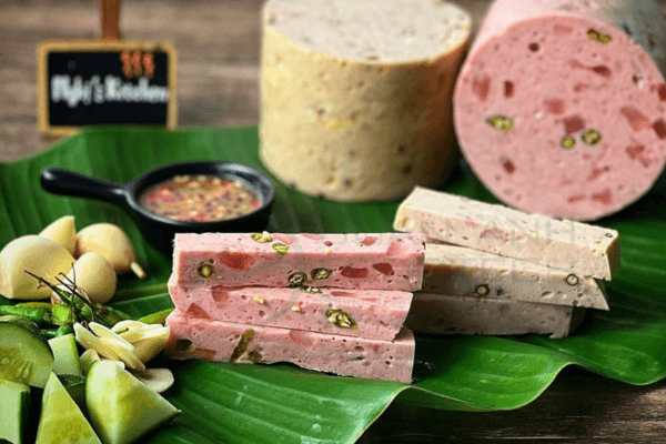 Giò chả - Món ăn tuy đơn giản nhưng giúp trọn vị ngày Tết sum vầy