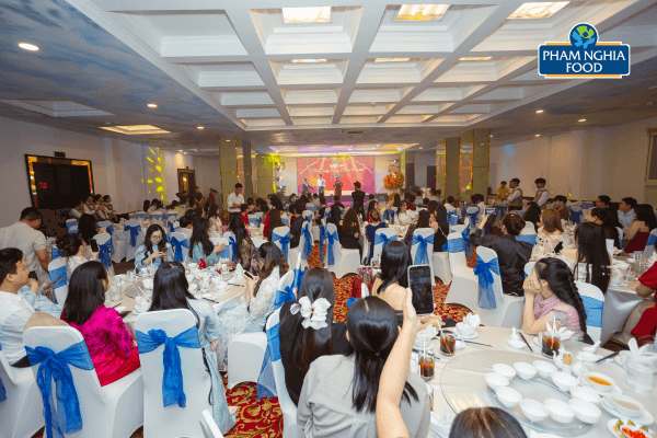 Không gian trang trọng, cảm xúc và gắn kết tại New Year Party 2026