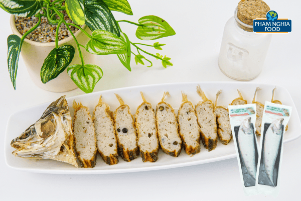 Để đảm bảo chất lượng và an toàn thực phẩm, người tiêu dùng nên lựa chọn mua Cá Thát Lát Rút Xương Vị Tiêu Xanh Phạm Nghĩa tại các kênh phân phối chính thức